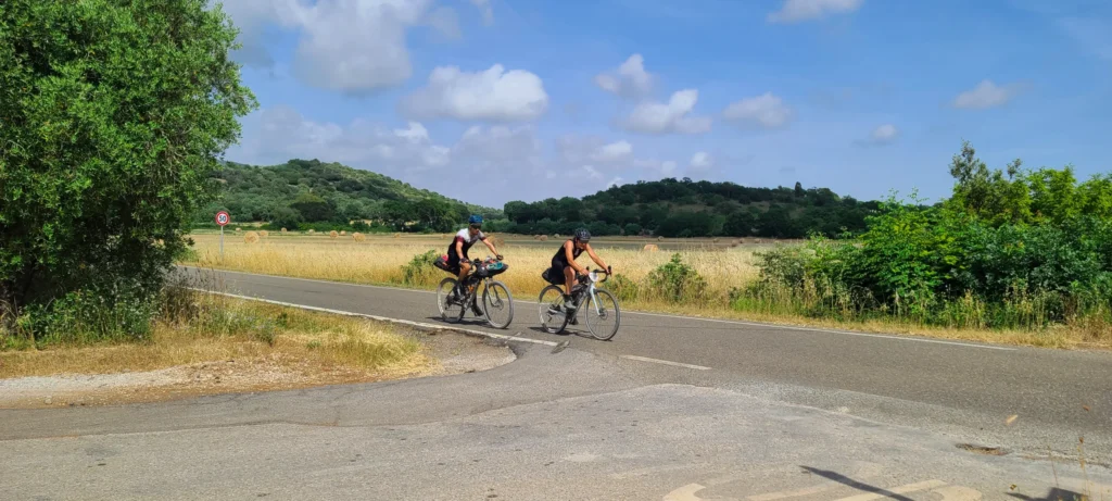 cosa portare per un viaggio in bici?